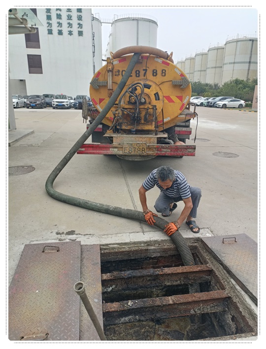 章贡隔油池清掏